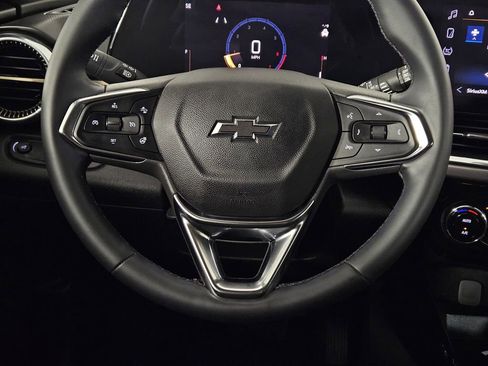 Used 2025 Chevrolet Trax ACTIV w/ Driver Confidence Package image 20