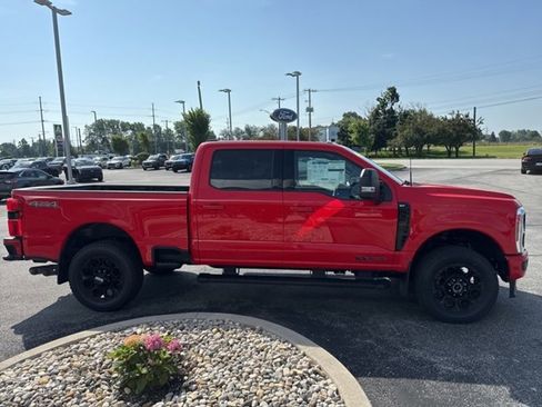 New 2025 Ford F250 XLT w/ Black Appearance Package image 5