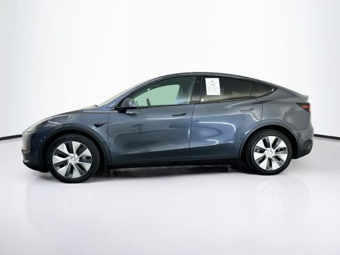 Used 2021 Tesla Model Y Long Range AWD/4WD image 4