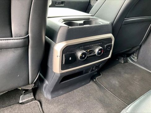 Used 2024 Ford Expedition Max XLT image 26