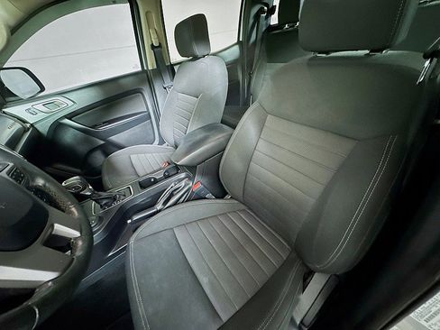 Used 2019 Ford Ranger XLT w/ Equipment Group 302A Luxury image 11