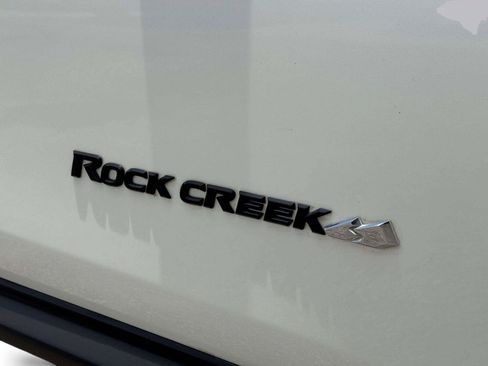 Used 2020 Nissan Pathfinder SV w/ Rock Creek Edition FWD image 10
