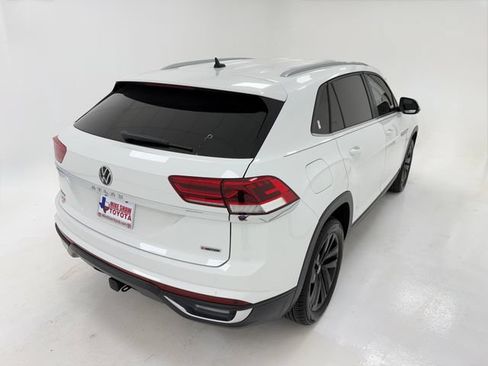 Used 2022 Volkswagen Atlas Cross Sport SE AWD/4WD image 40