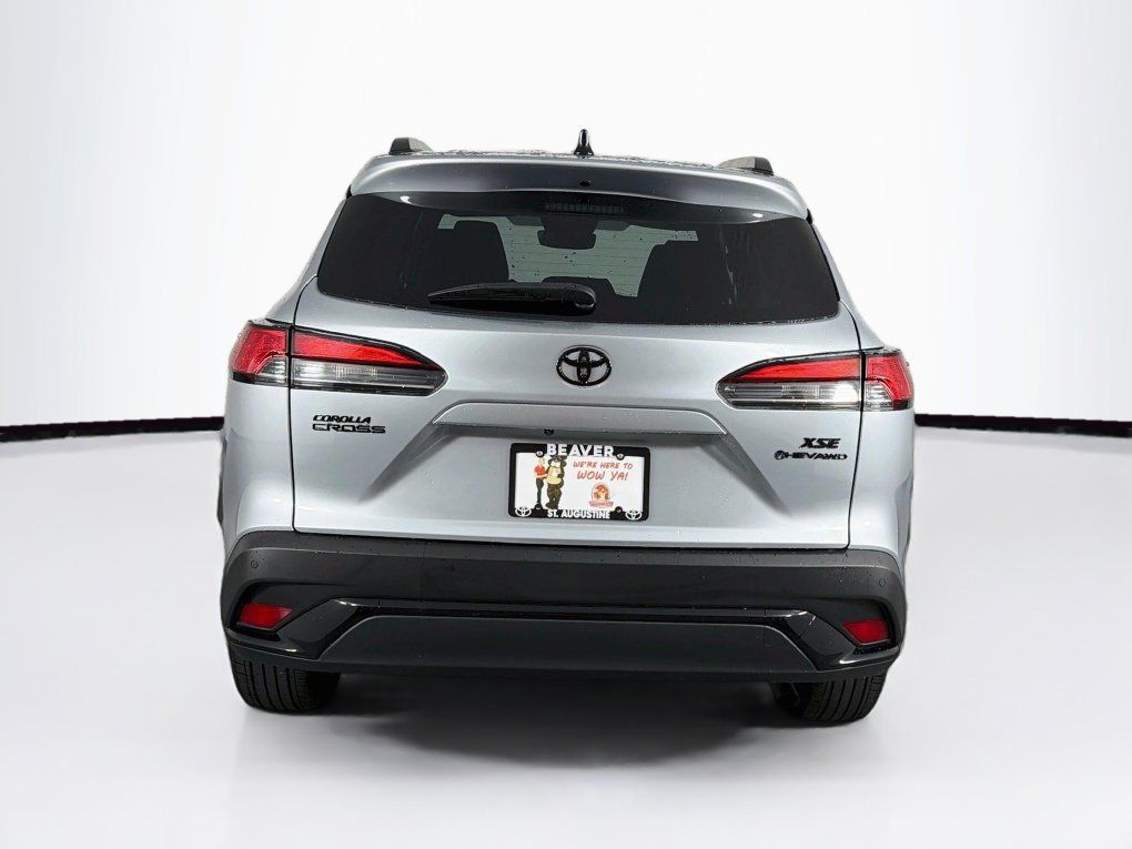 Used 2025 Toyota Corolla Cross AWD Hybrid image 8