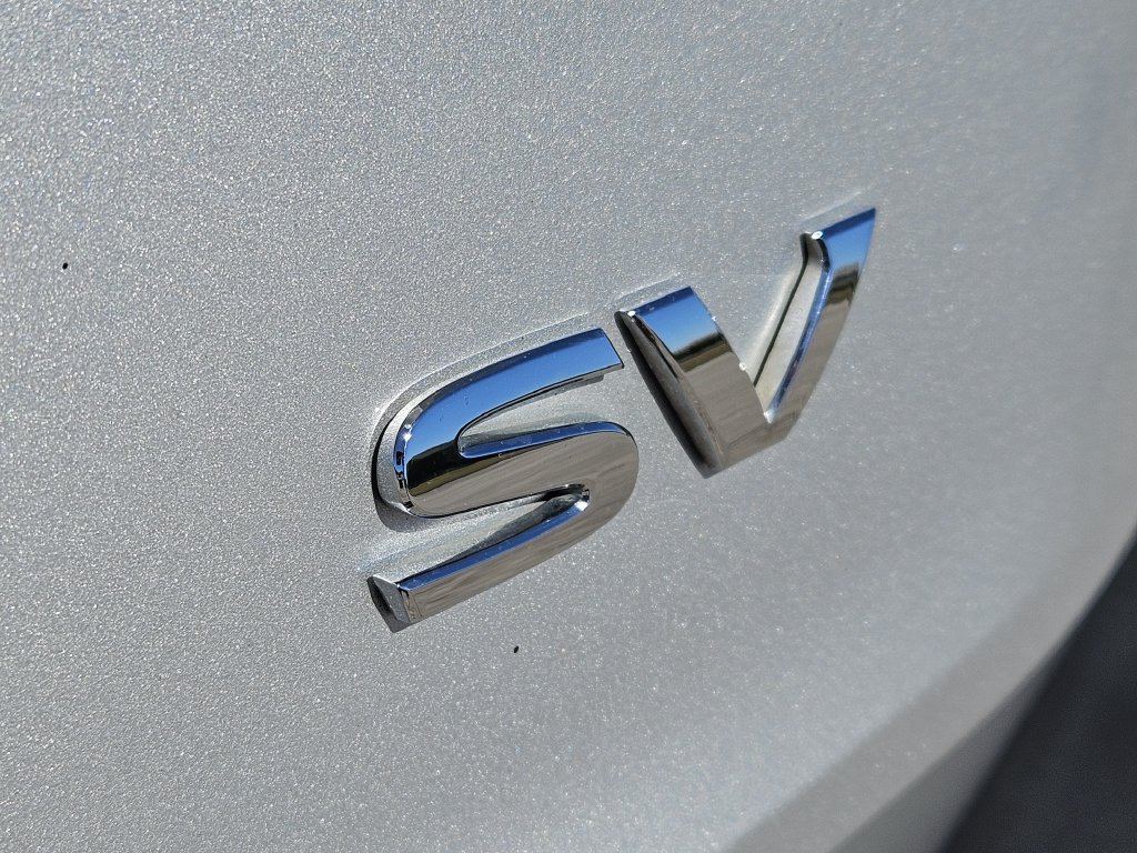 Used 2022 Nissan Rogue SV FWD image 8