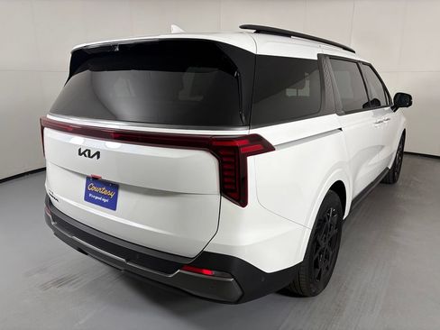 New 2026 Kia Carnival SX Prestige FWD image 8