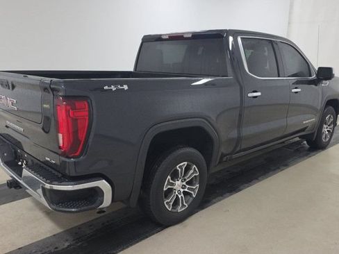 Used 2025 GMC Sierra 1500 SLT AWD/4WD image 3