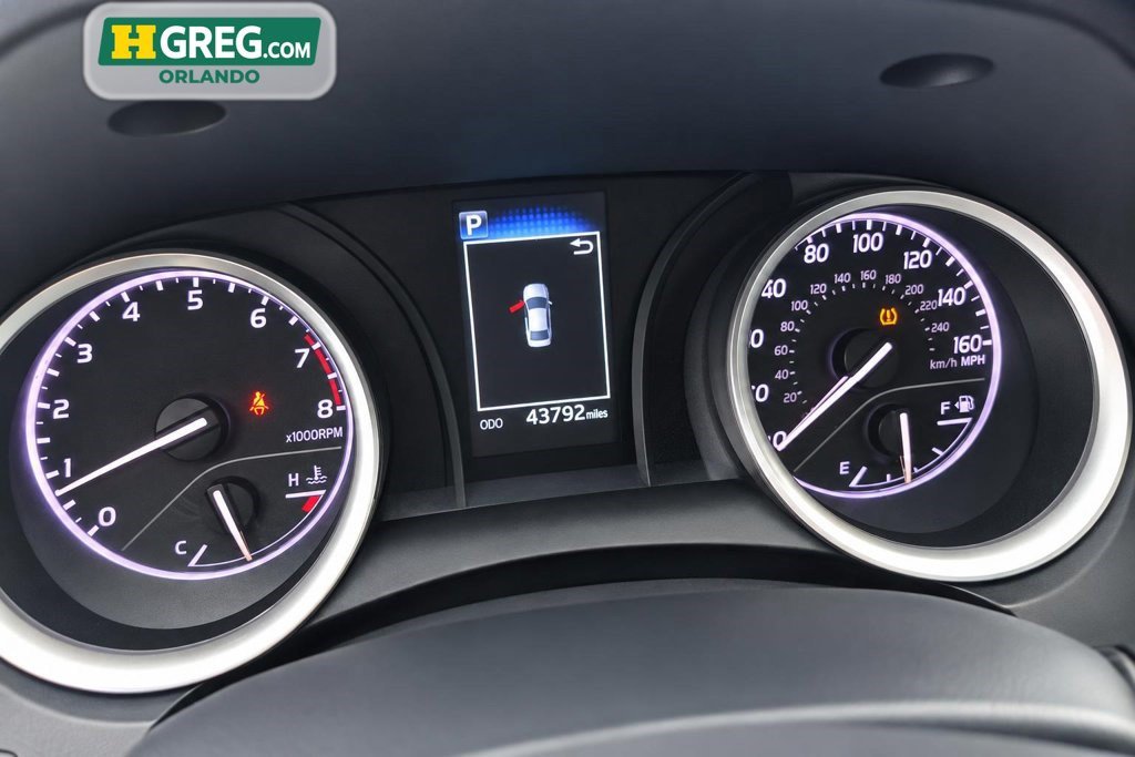 Used 2024 Toyota Camry LE FWD image 11