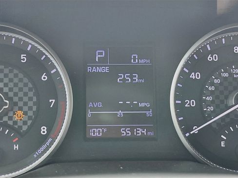 Used 2019 Hyundai Elantra SE FWD image 12