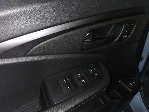 Used 2023 Honda Passport EX-L image 13