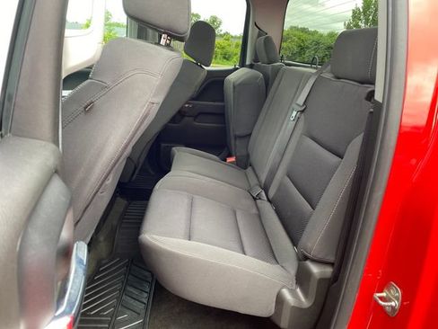 Used 2018 GMC Sierra 1500 SLE w/ SLE Value Package AWD/4WD image 16