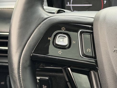 Used 2020 Lincoln Corsair AWD w/ Premium Package image 16