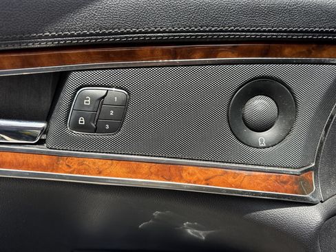 Used 2019 Lincoln Nautilus Reserve FWD image 39