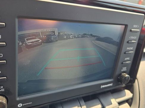 Used 2021 Toyota RAV4 XLE image 21