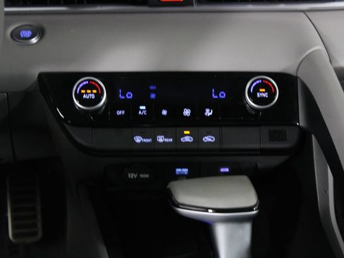 Certified 2025 Hyundai Elantra Sport w/ Cargo Package FWD image 20