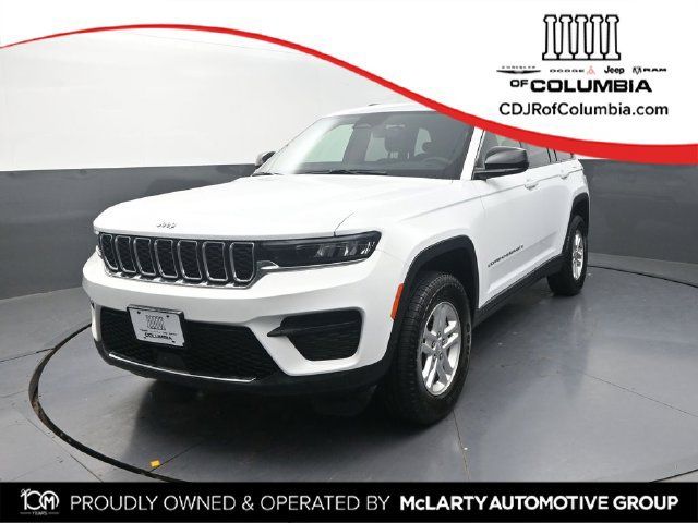 Used 2025 Jeep Grand Cherokee Laredo AWD/4WD 360° Tour