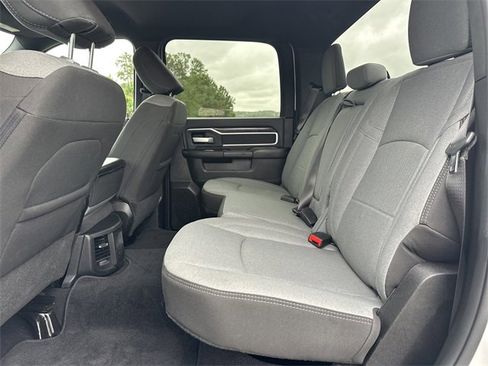 Used 2024 RAM 3500 Big Horn image 21