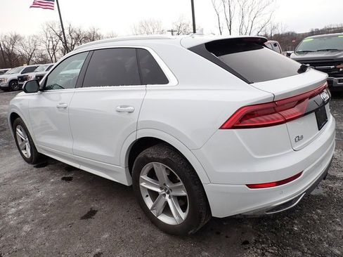 Used 2019 Audi Q8 Premium w/ Convenience Package image 5