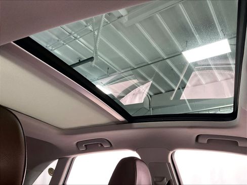 Used 2015 Audi Q3 2.0T Prestige w/ Prestige Package image 23