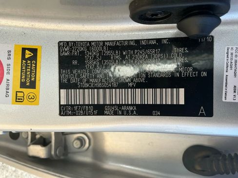 Used 2011 Toyota Highlander 4WD image 33