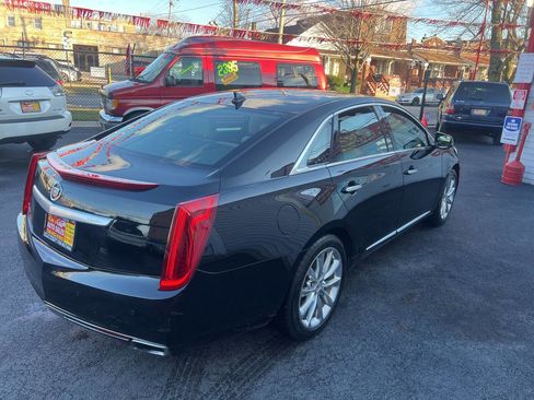 Used 2013 Cadillac XTS Luxury image 5