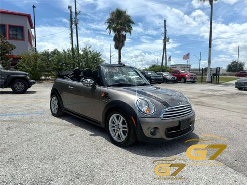 Used 2013 MINI Cooper Convertible FWD image 6
