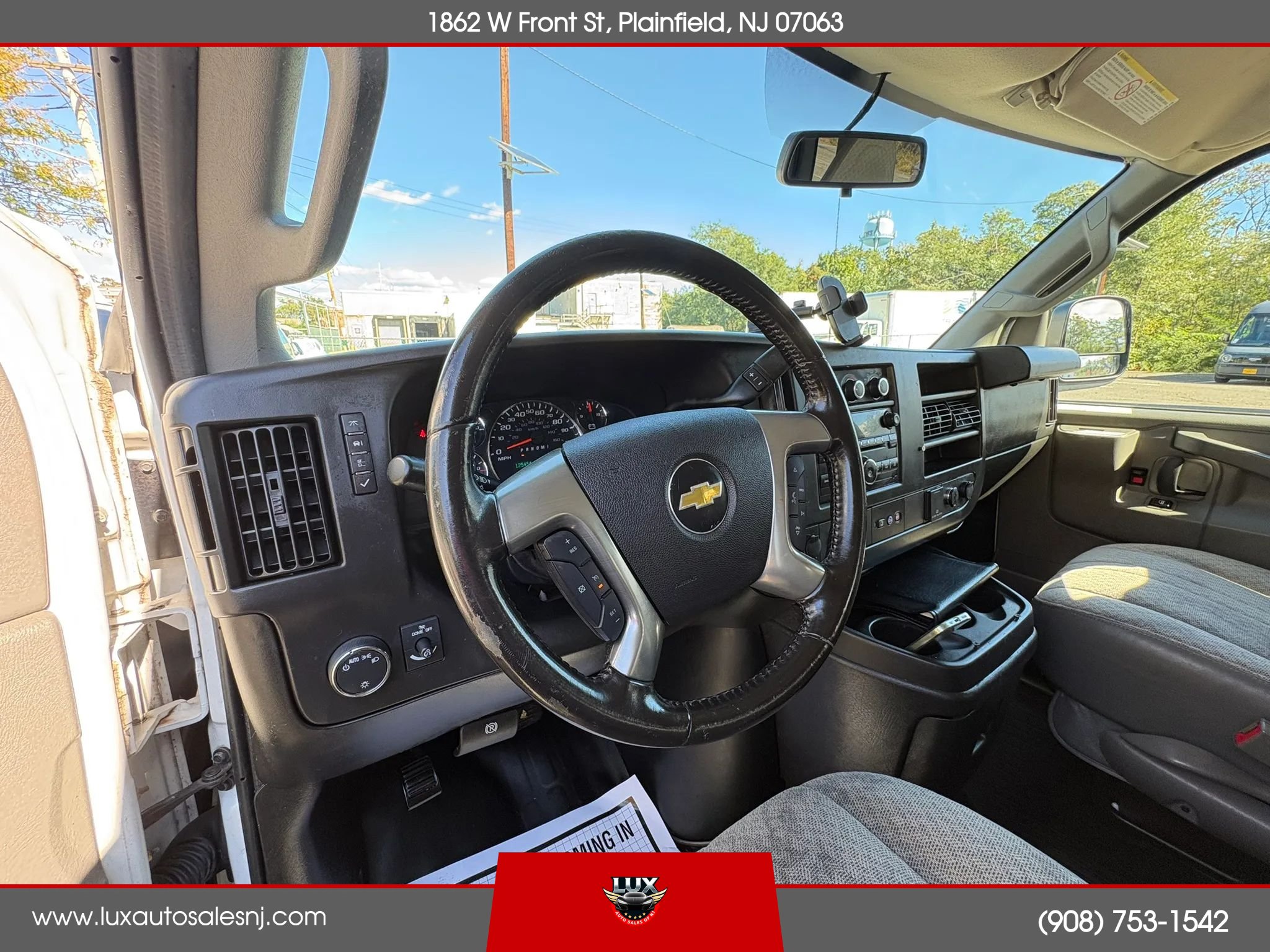 Used 2016 Chevrolet Express 2500 LS RWD image 18