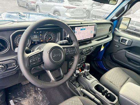 New 2026 Jeep Gladiator Mojave AWD/4WD image 9