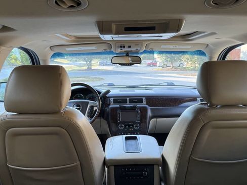 Used 2012 GMC Yukon XL Denali image 22