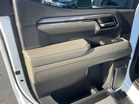 Used 2024 Chevrolet Silverado 1500 ZR2 image 22