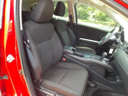 Used 2017 Honda HR-V LX image 14