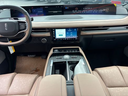 New 2026 Lincoln Navigator Black Label AWD/4WD image 29