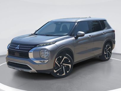Used 2022 Mitsubishi Outlander SE