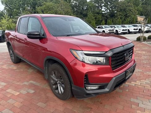 Used 2023 Honda Ridgeline Sport image 19