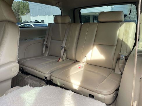 Used 2013 GMC Yukon XL Denali image 10