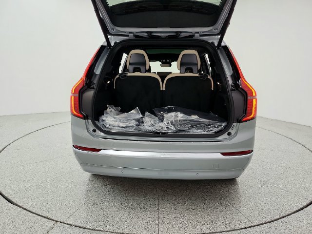 New 2027 Volvo XC60 B5 Core AWD/4WD image 19