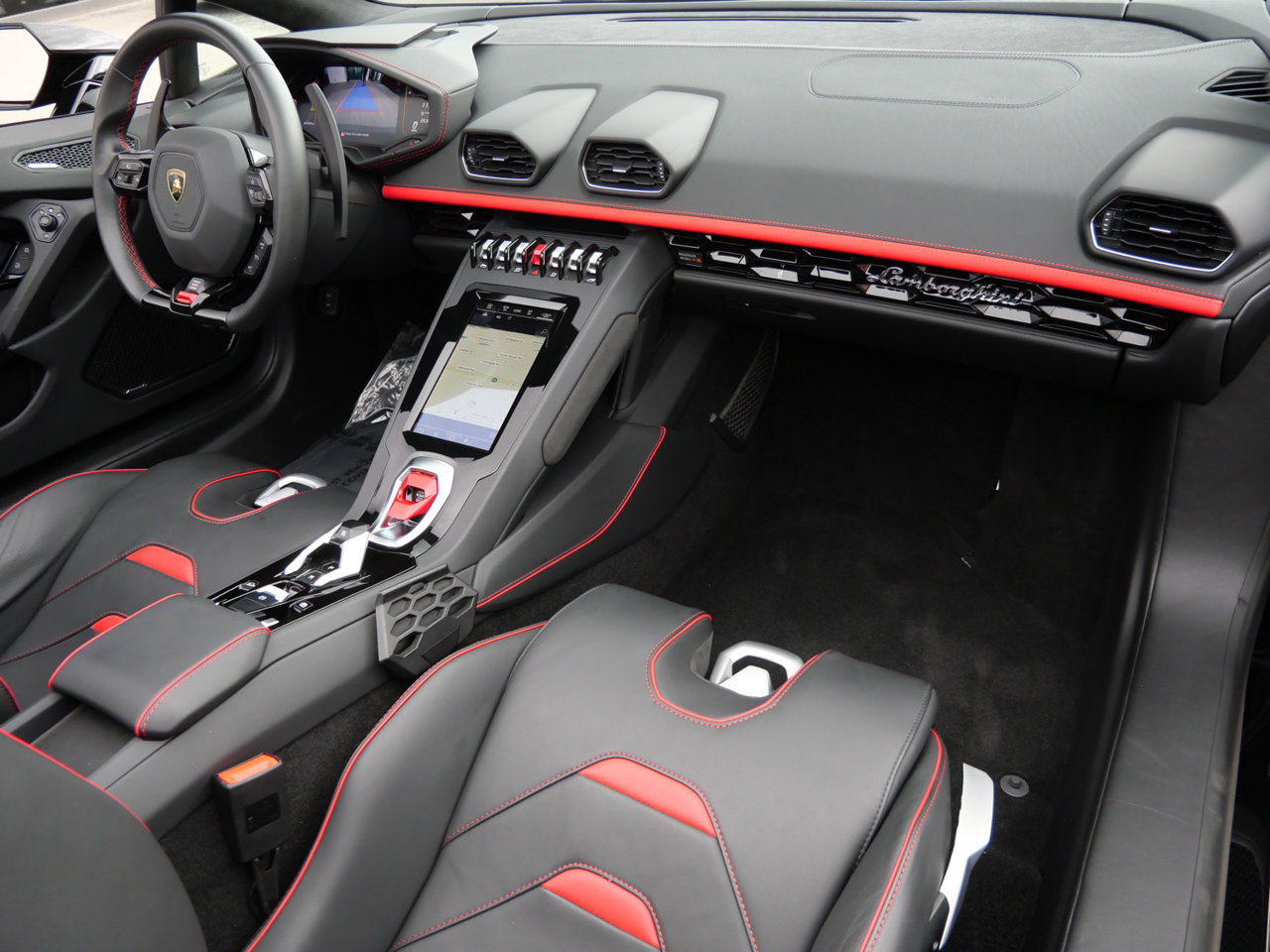 Used 2024 Lamborghini Huracan EVO AWD/4WD image 7