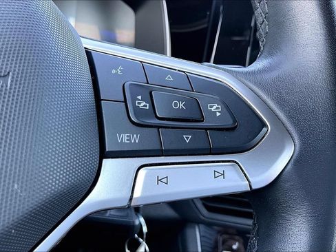 Used 2025 Volkswagen Jetta Sport FWD image 18