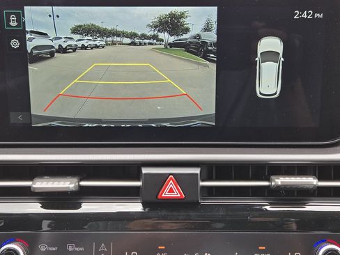 New 2026 Kia Sportage EX w/ EX Panorama Roof Package FWD image 13
