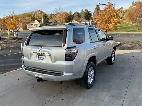 Used 2024 Toyota 4Runner SR5 Premium image 8