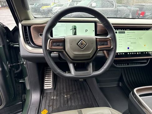 Used 2023 Rivian R1S Adventure image 22