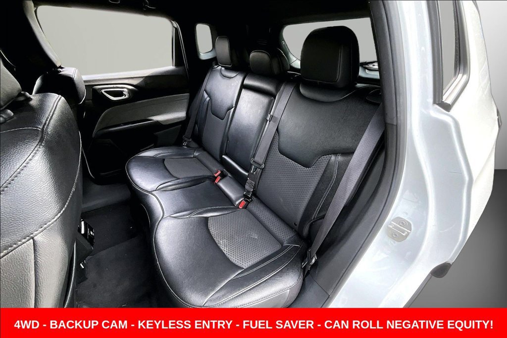 Used 2024 Jeep Compass Latitude AWD/4WD image 21