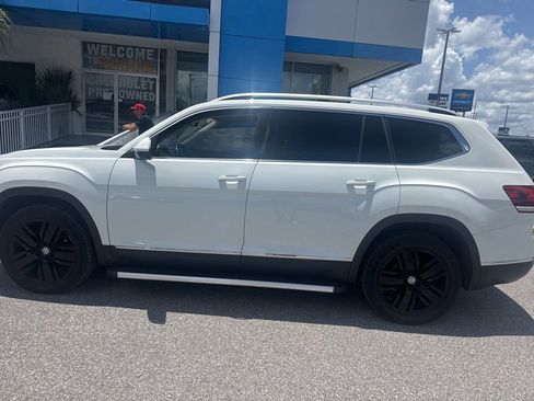 Used 2018 Volkswagen Atlas SEL Premium AWD/4WD image 7