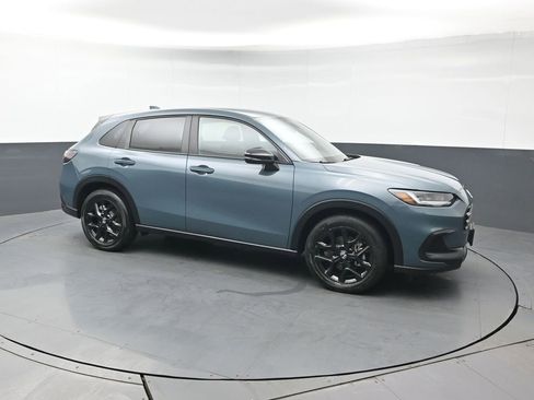 Used 2024 Honda HR-V Sport image 8