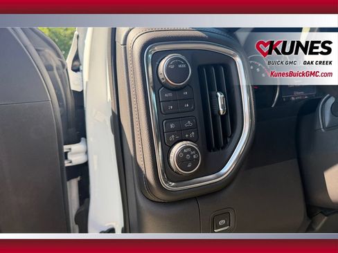 Used 2020 Chevrolet Silverado 1500 RST w/ All-Star Edition AWD/4WD image 19