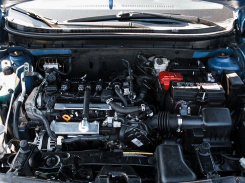 Used 2022 Nissan Kicks S FWD image 26