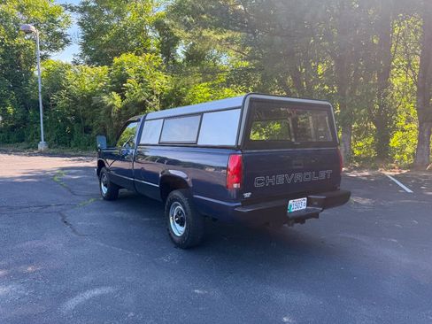 Used 2000 Chevrolet Silverado 2500 2WD Regular Cab w/ Comfort & Convenience Pkg image 8