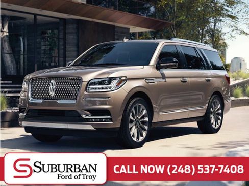 Used 2018 Lincoln Navigator Reserve w/ Technology Package AWD/4WD image 1