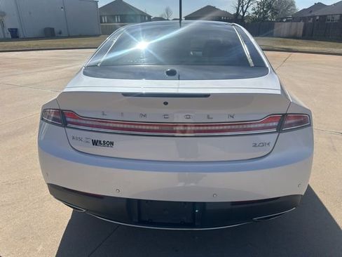 Used 2018 Lincoln MKZ Reserve w/ Technology Package image 4
