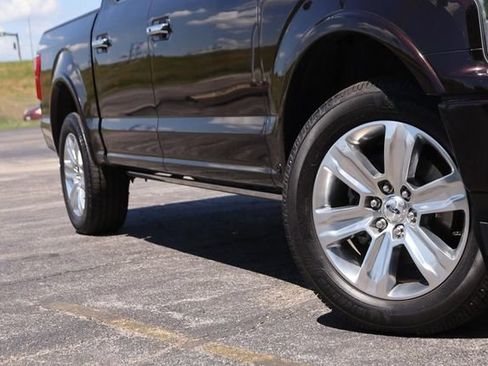Used 2020 Ford F150 Platinum w/ Equipment Group 701A Luxury AWD/4WD image 3
